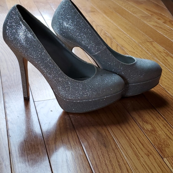 Sparkle heels - Picture 3 of 4